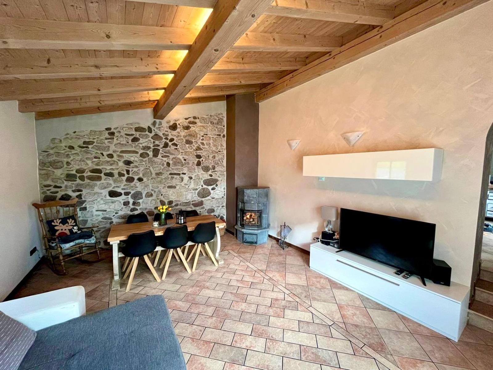 Casa Al Castagneto Villa Ceniga Luaran gambar